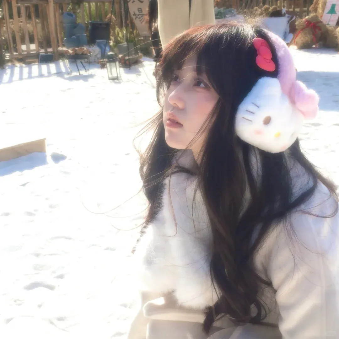 荒年全村啃树皮，我有系统满仓肉